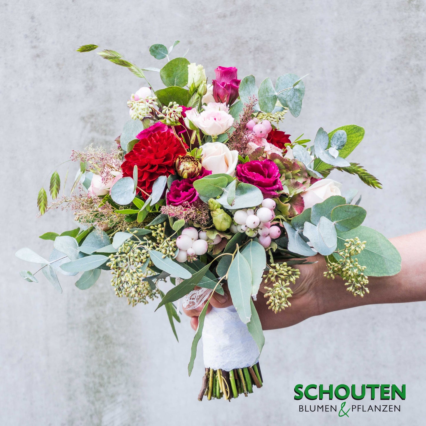 Traumhafte Hochzeitsfloristik und Dekoverleih - Perfekt abgestimmt auf deinen großen Tag!