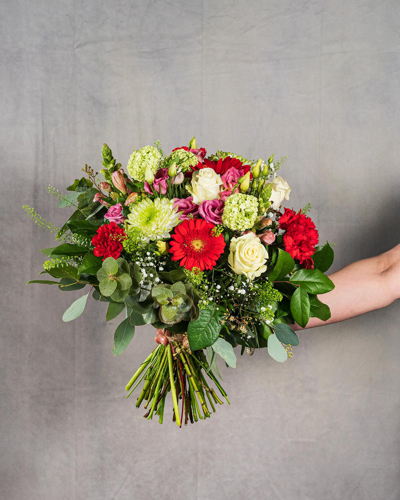 
                  
                    Blumenstrauß "Mamas Liebling"
                  
                