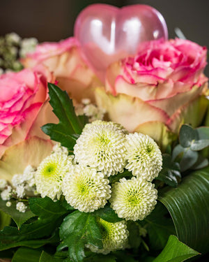 
                  
                    Sträußchen Rosa Träumchen mit Rosen
                  
                