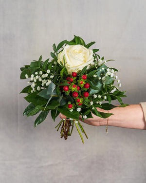 
                  
                    Rosensträußchen "Weiß"
                  
                